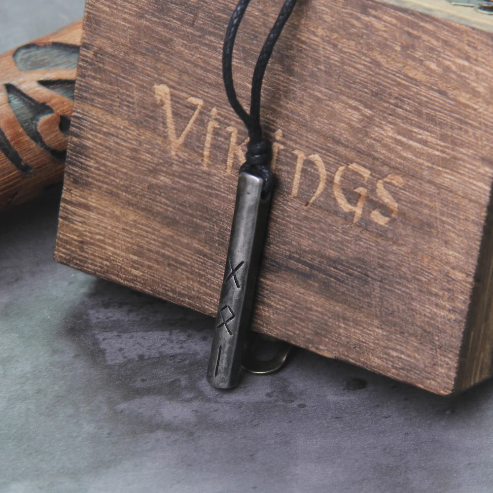 Never Fade Norse Mythology Symbols Necklaces Talisman Mens Vikings Runes Vegvisir Amulet Pendant Valknut Antique Steel Jewelry