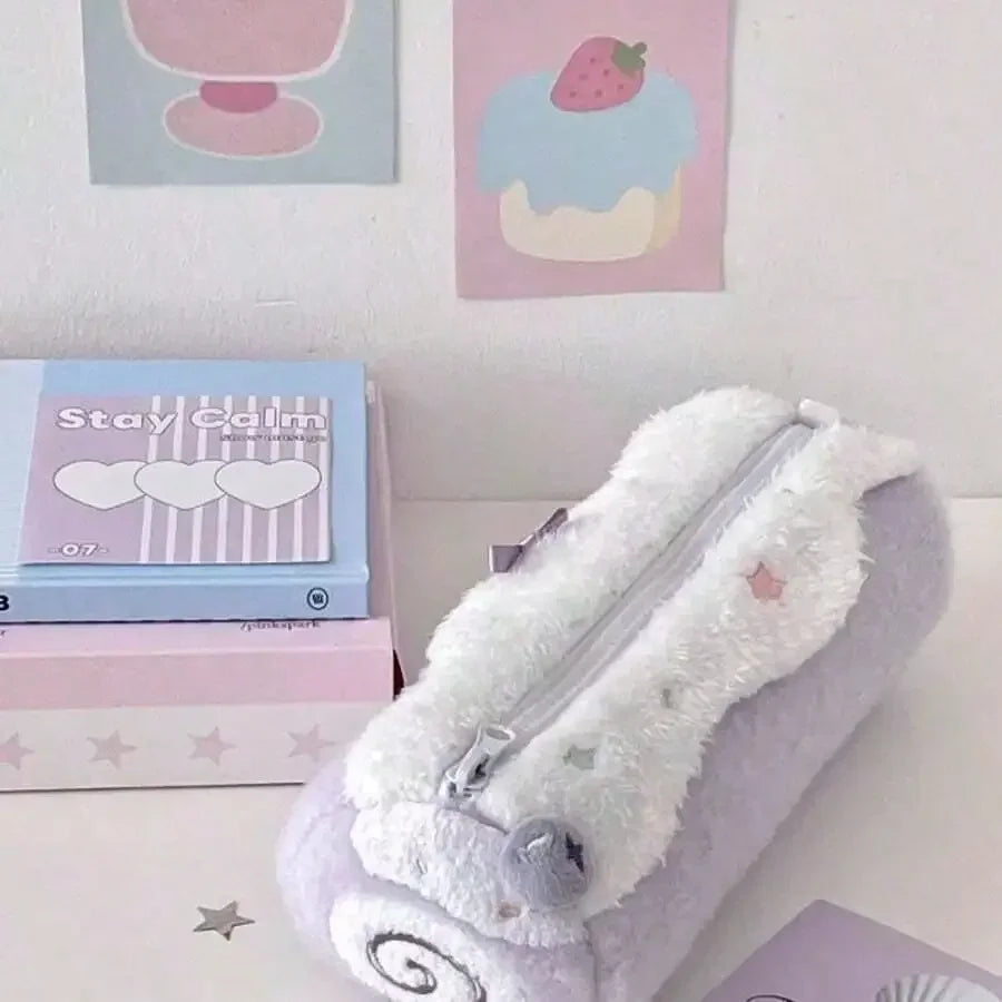 Cute Swiss Roll Plush Pencil Case, Large Capacity, Sweet High-Quality Stationery Storage Bag For Students DGGM