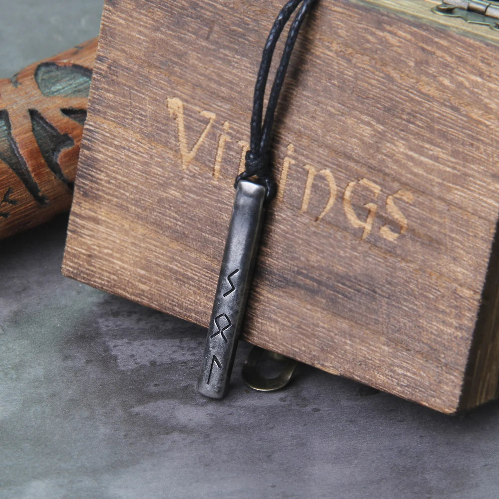 Never Fade Norse Mythology Symbols Necklaces Talisman Mens Vikings Runes Vegvisir Amulet Pendant Valknut Antique Steel Jewelry