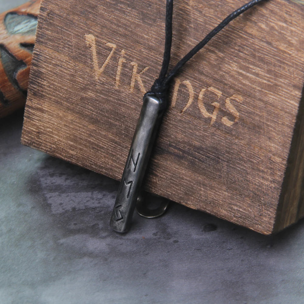Never Fade Norse Mythology Symbols Necklaces Talisman Mens Vikings Runes Vegvisir Amulet Pendant Valknut Antique Steel Jewelry